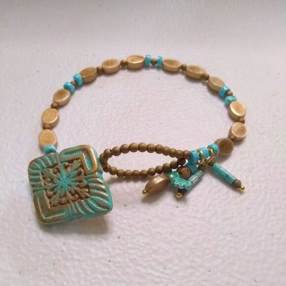 Patina-Painted Loop & Button Bracelet ~ Boho Southwestern Casual Summer Vibes - Picture 5 of 9